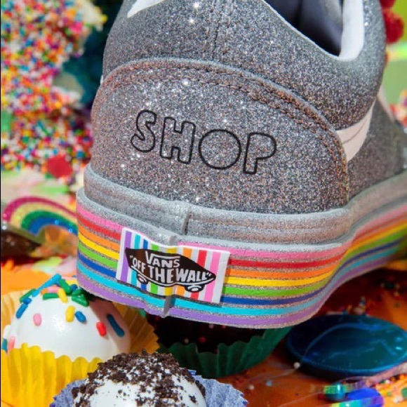 VANS X FLOUR SHOP Rainbow Pride Shoes NEW - Picture 7 of 10